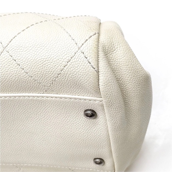 CHANEL Caviar Leather Bowler Bag - Picture 7 of 12